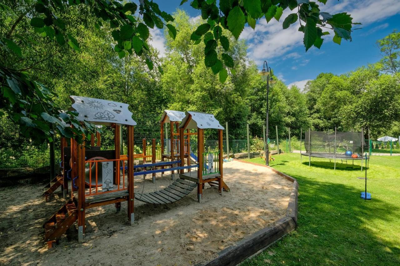 Aparthotel Goralski Spa & Restaurant Bialka Tatrzanska Bagian luar foto