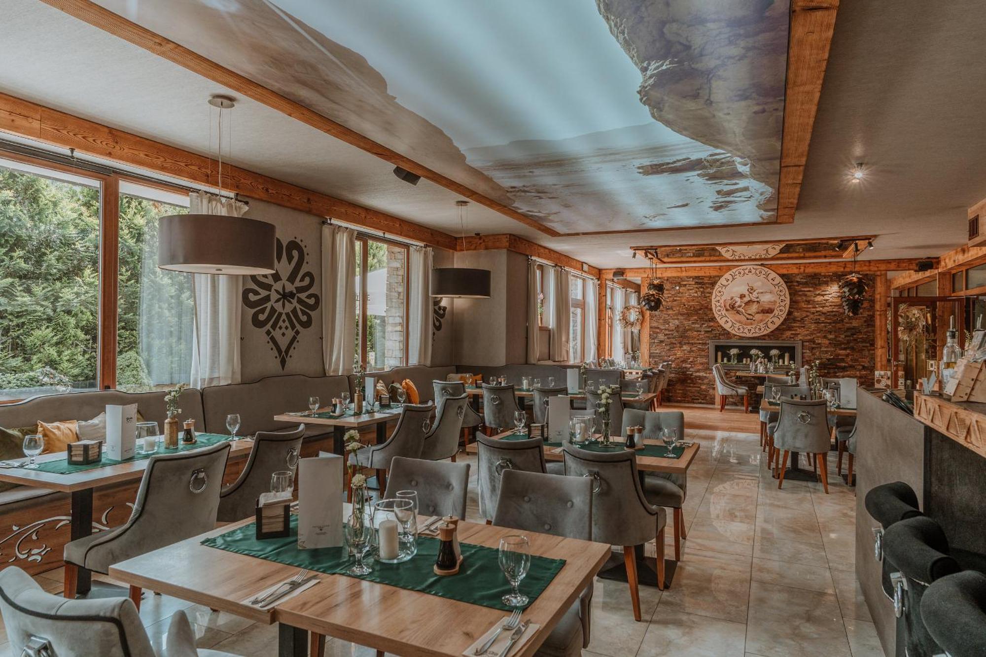 Aparthotel Goralski Spa & Restaurant Bialka Tatrzanska Bagian luar foto
